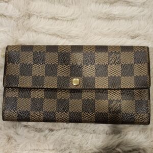 Louis Vuitton Damier Ebene Sarah Wallet